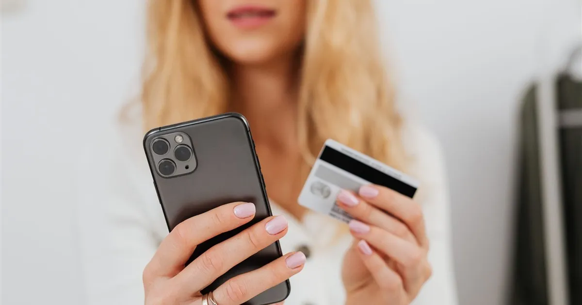 Using a secured credit card with a phone in Canada